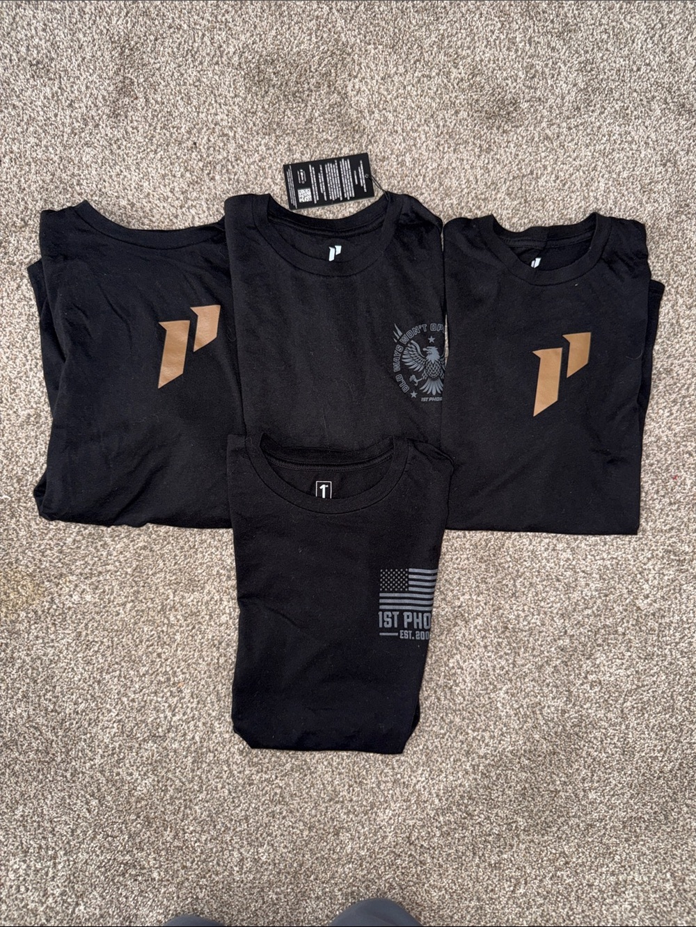 1st Phorm Men's Black Graphic Short Sleeve Tee